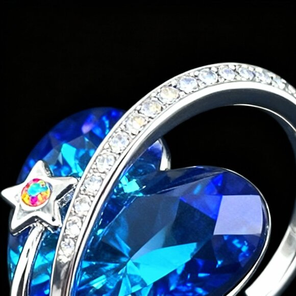 Swarovski Crystal Blue Heart Pendant on Sterling Silver 925 Chain in Gift Box - Picture 10 of 10